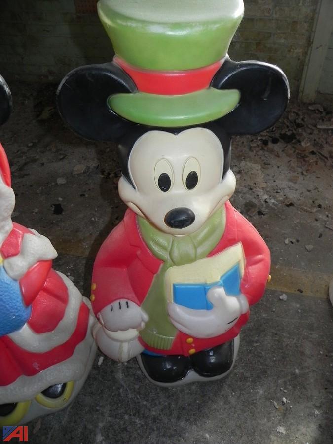 mickey mouse lawn ornaments