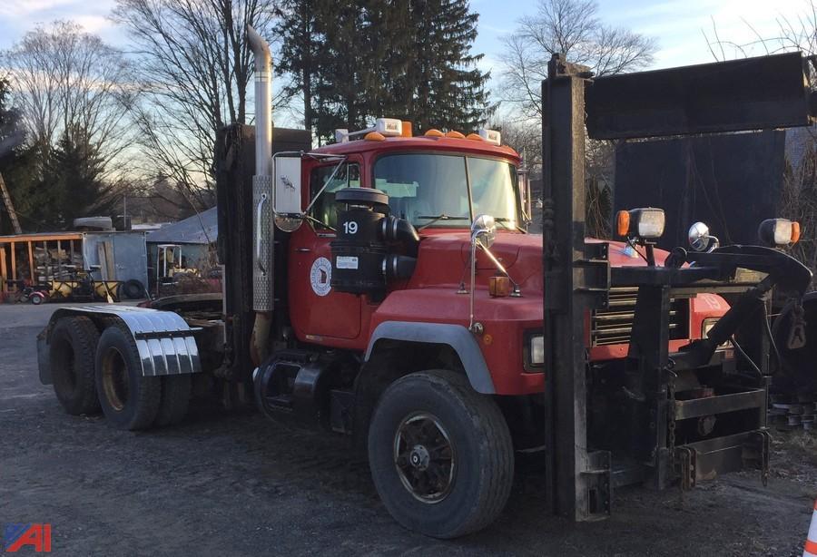 Auctions International Town of Stillwater, NY 12984