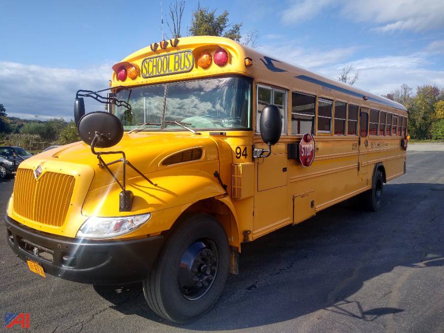 Auctions International Lyons CSDNY 22785