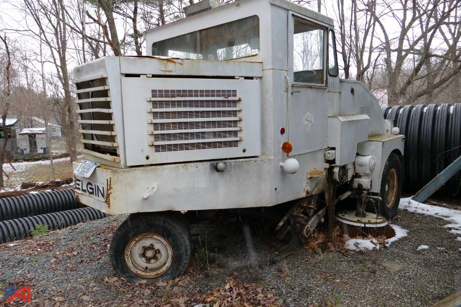 Auctions International Town of Poestenkill HwyNY 28338