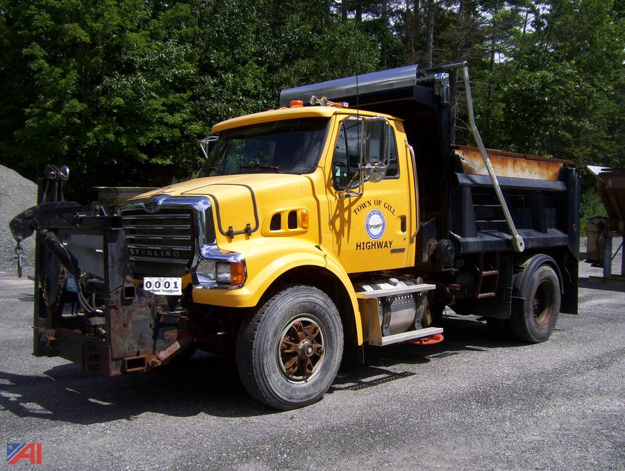 Auctions International Town of GillMA 29726