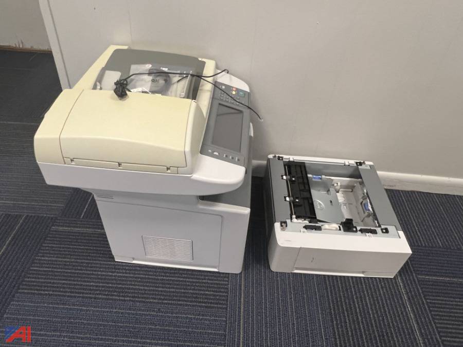 Auctions International Central Islip UFSD, Long IslandNY 34989