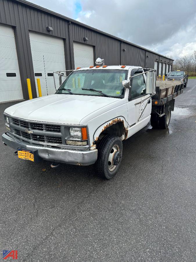 Auctions International Village of SherburneNY 35190