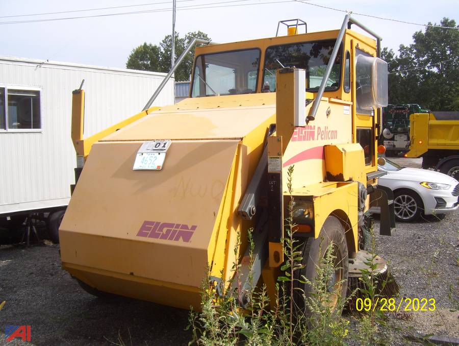 Auctions International Town of JohnstonRI 35743