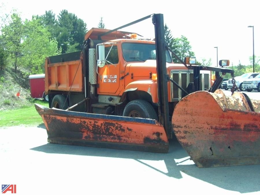 Auctions International Auction Town of Schodack 6352 ITEM 1993