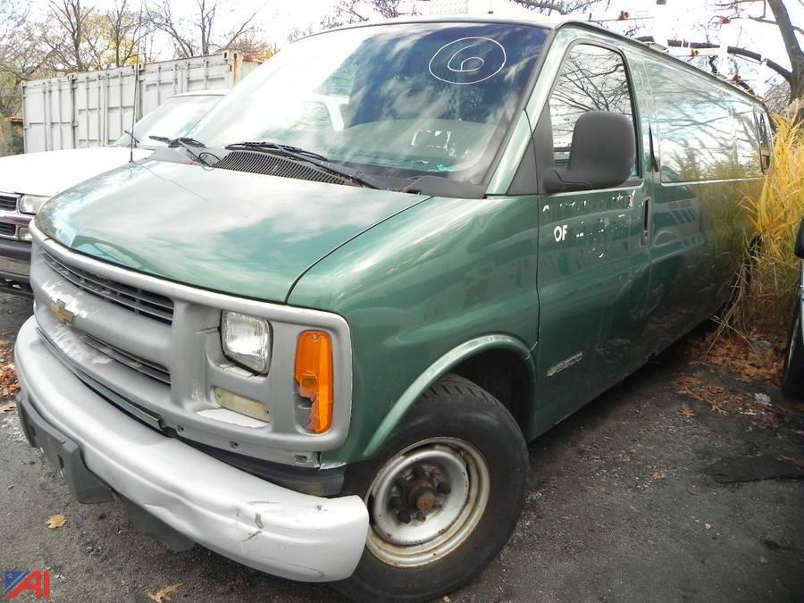 2000 chevrolet express 3500 cargo van