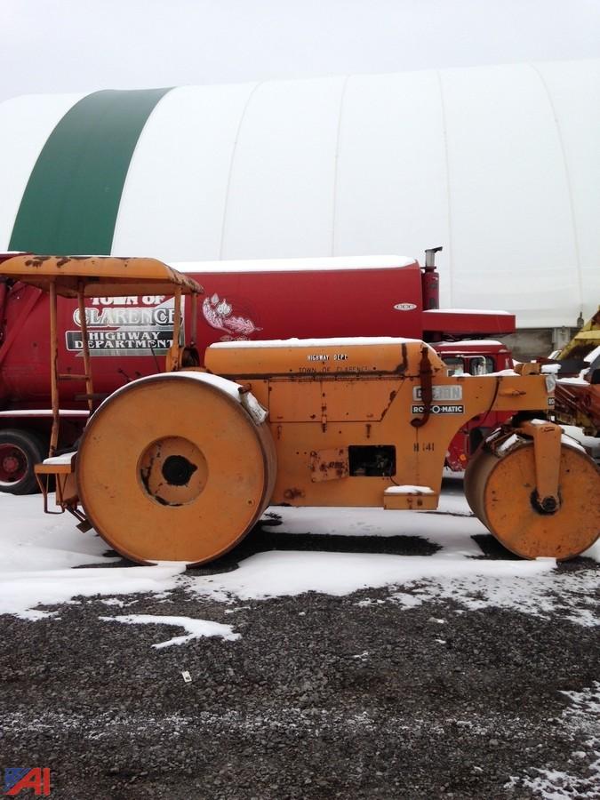 Auctions International Auction Town of Clarence Highway Dept. 7041