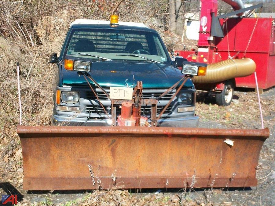 Auctions International Auction Scarsdale UFSD 7772 ITEM 1997 Chevy