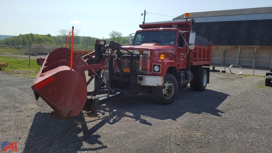 Auctions International Auction Town of Tully Highway 7970 ITEM