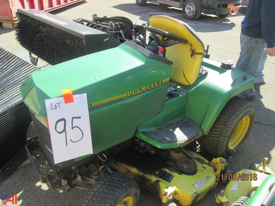 Auctions International Auction CorningPainted Post CSD 8115 ITEM