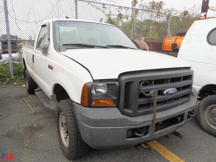 Auctions International Auction City of Yonkers 8142 ITEM 2007 Ford