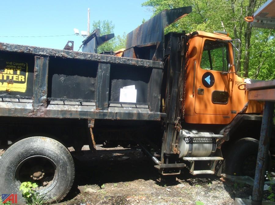 Auctions International Auction Rockland County, NY 17725 ITEM (10