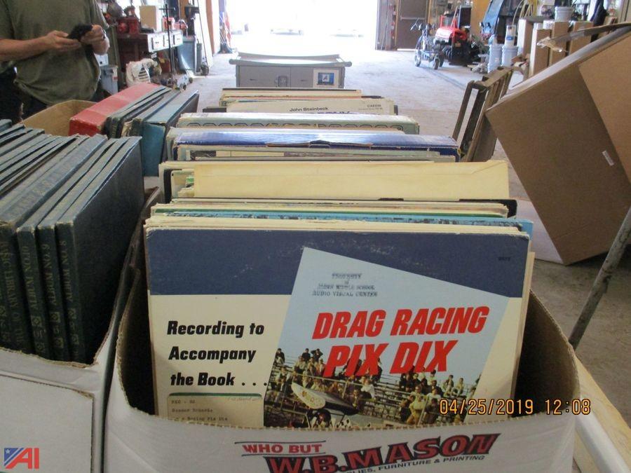 Auctions International Auction Alden SchoolsNY 18033 ITEM Vinyl