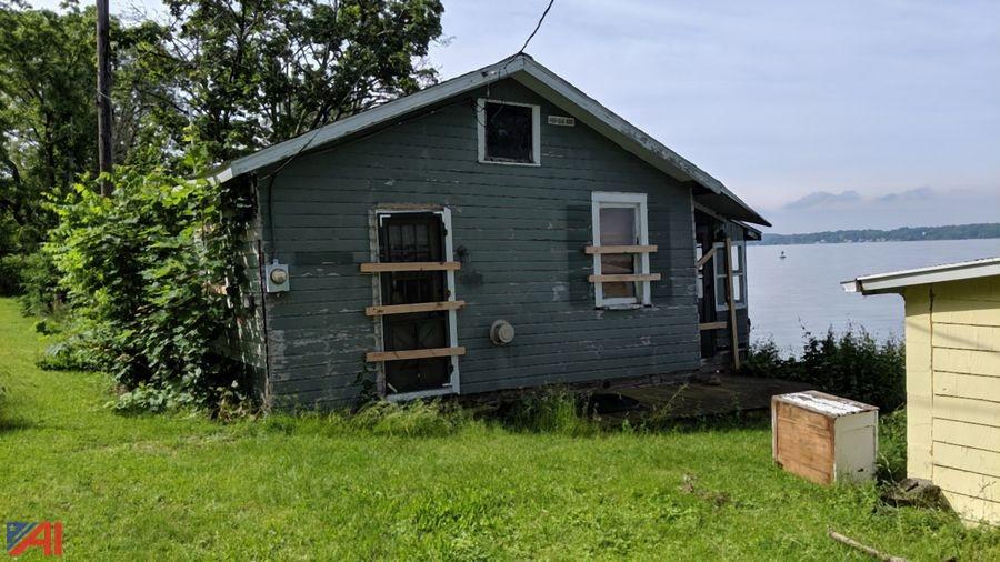 Auctions International Auction Village of CayugaNY 18207 ITEM
