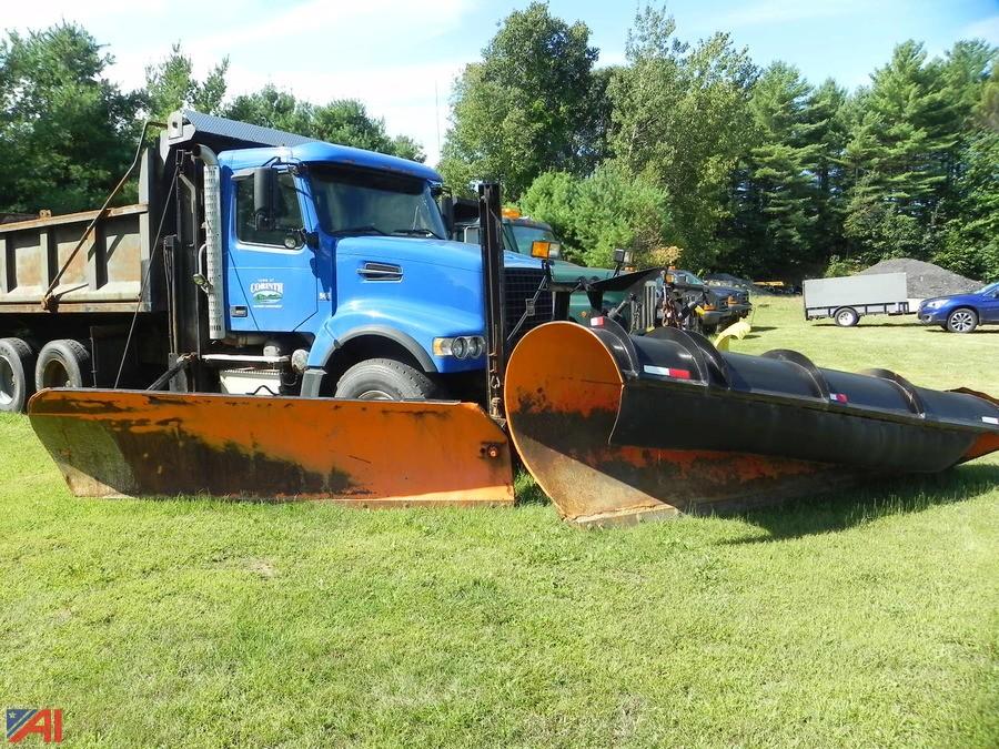 Auctions International Auction Town of Corinth HwyNY 18970 ITEM