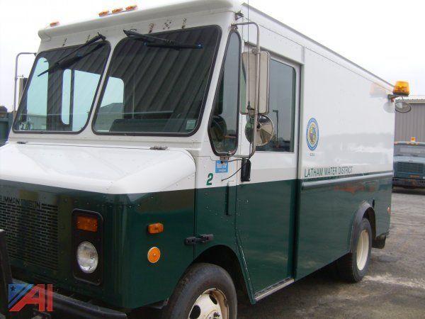 2002 workhorse step van