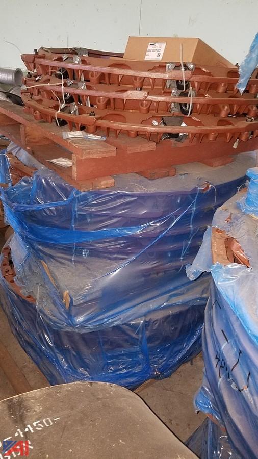 Auctions International Auction Albany Water DepartmentNY 19384 ITEM 42" & 48" Bell Joint