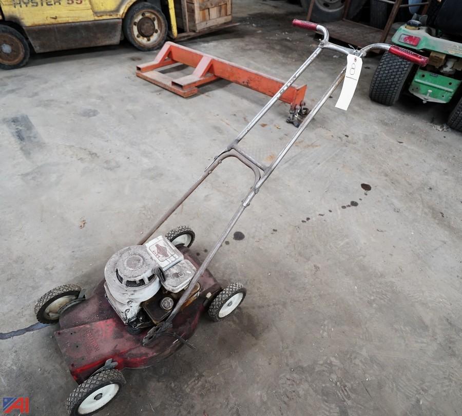 Auctions International Auction Town of Ridgeway HwyNY 19442 ITEM