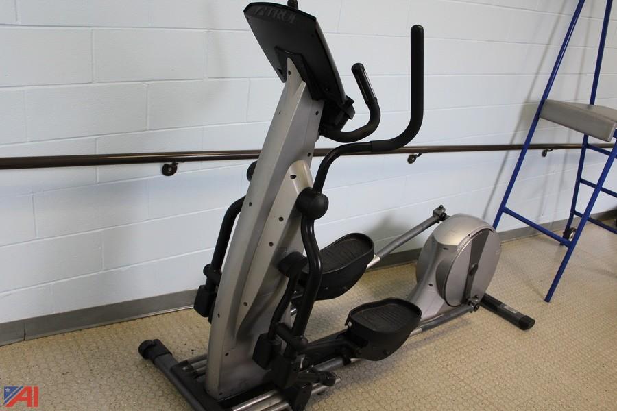 z7 elliptical cross trainer