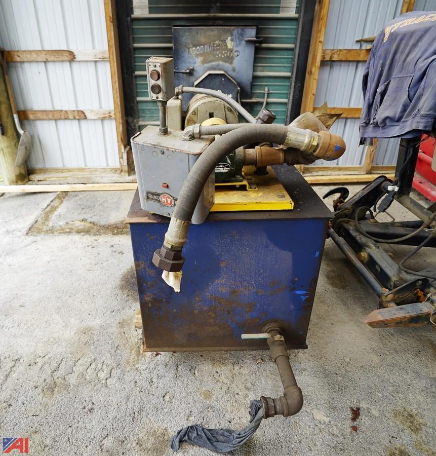 Auctions International Auction Town of Jerusalem HwyNY 19727 ITEM Rotary Hydraulic Oil