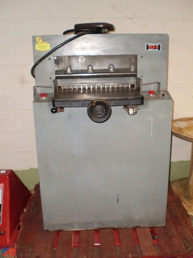 Auctions International Auction Longwood CSDNY 19764 ITEM Chandler