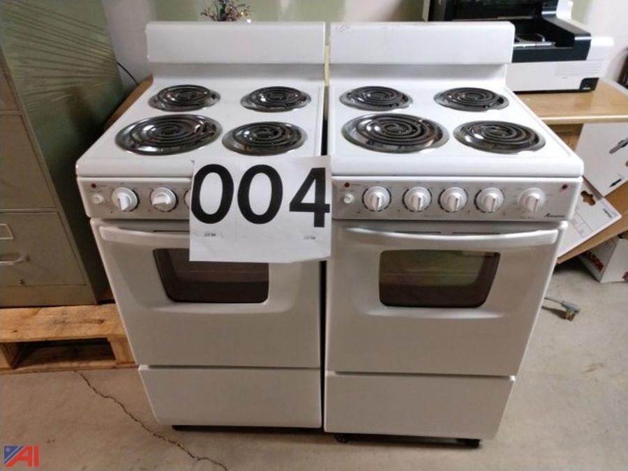 Auctions International Auction SpringvilleGriffith Institute CSDNY 20053 ITEM Amana Stove