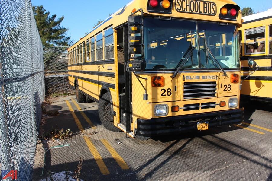 Auctions International Auction Levittown SchoolsNY 20136 ITEM 2000 Bluebird TC2000 School Bus