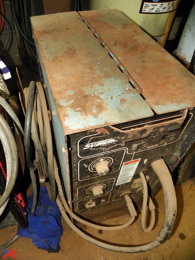 Auctions International Auction Town of Bethel HwyNY 20560 ITEM