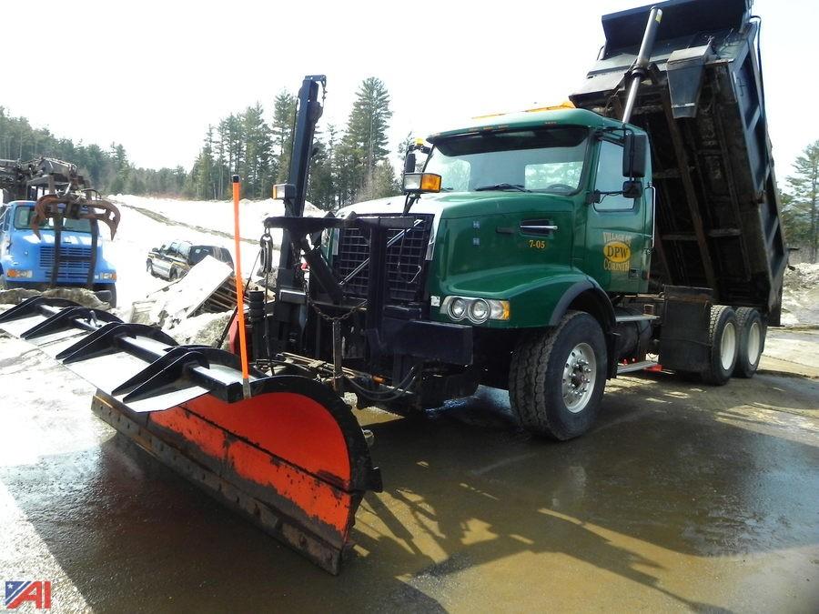 Auctions International Auction Village of Corinth DPWNY20836 ITEM