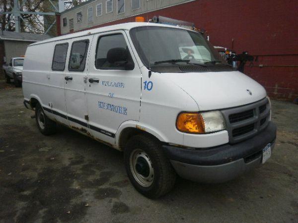 1999 dodge van 2500
