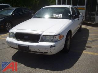 2011 Ford Crown Victoria 4 Door Sedan