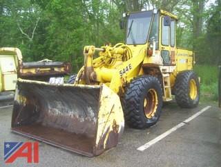 1990 John Deere 544E Loader