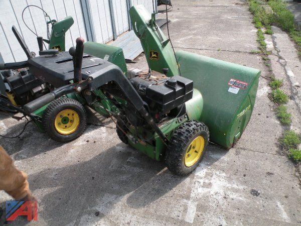 Auctions International Auction Oswego County Bldgs Grounds Item John Deere Trs 32 Snow Blower