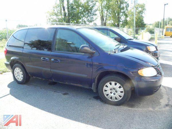 Auctions International Auction Camden Csd Item 2005 Chrysler