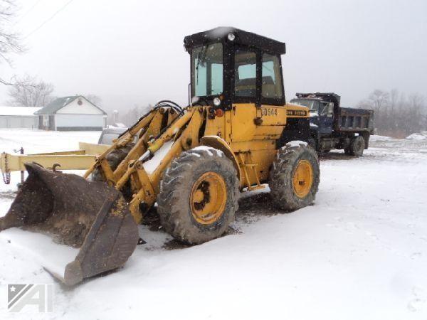 Auctions International Auction Private Consignor Item 1969 John Deere 544 Loader