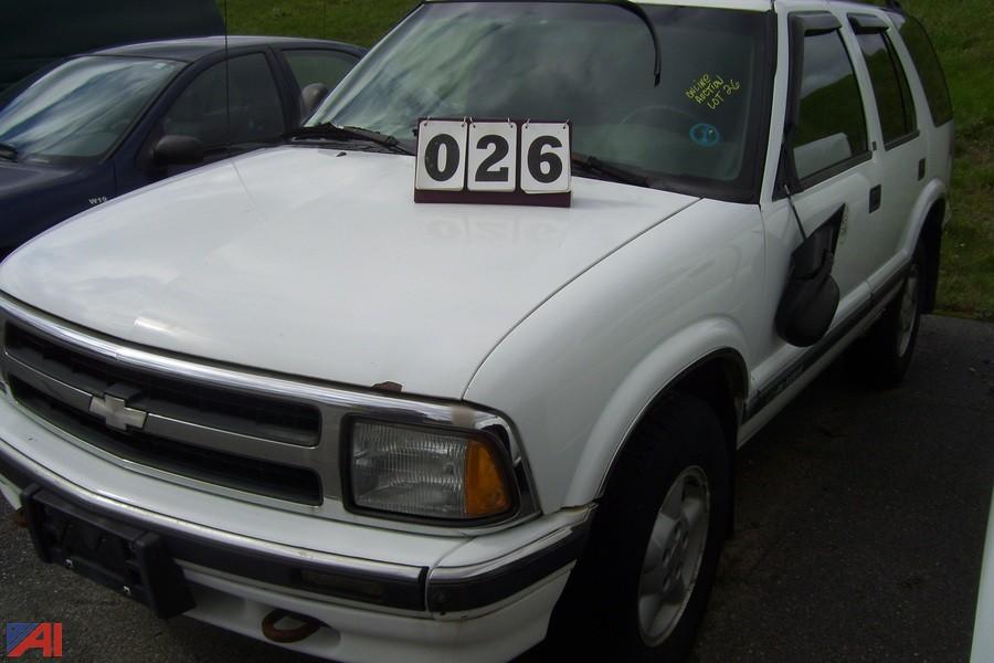 Auctions International Auction City of Fitchburg, MA DPW 9132 **7