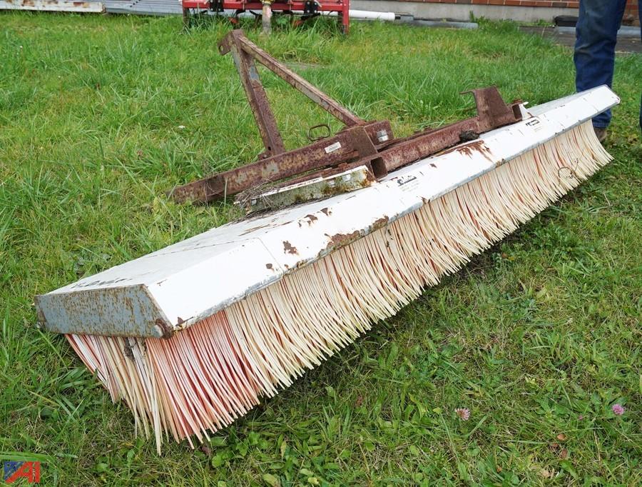 Auctions International Auction Cassadaga Valley Csd 9217 Item Sweep Ex Broom Sweeper 78 Attachment 3 Point Hitch