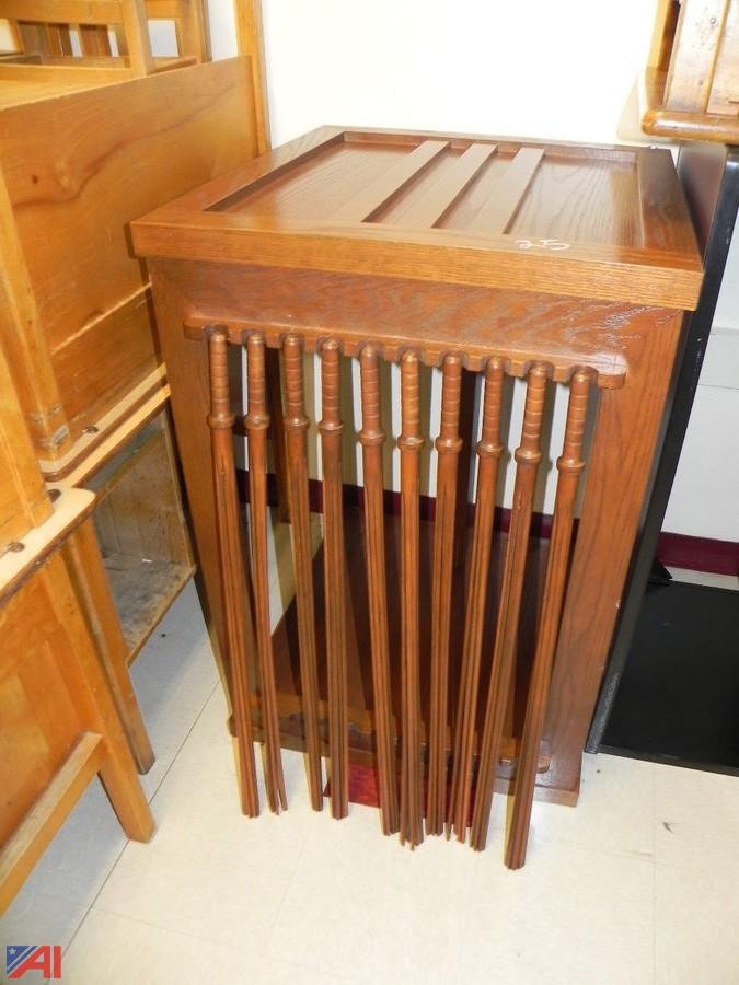 Auctions International Auction Chatham CSD 9270 ITEM Wooden