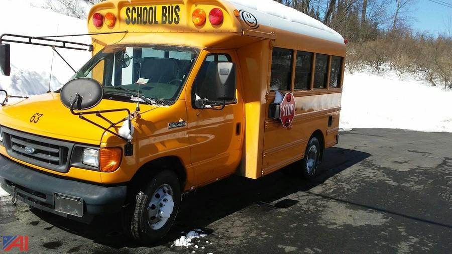 Auctions International Auction Roxbury Csd Item 06 Ford 50 Super Duty School Bus