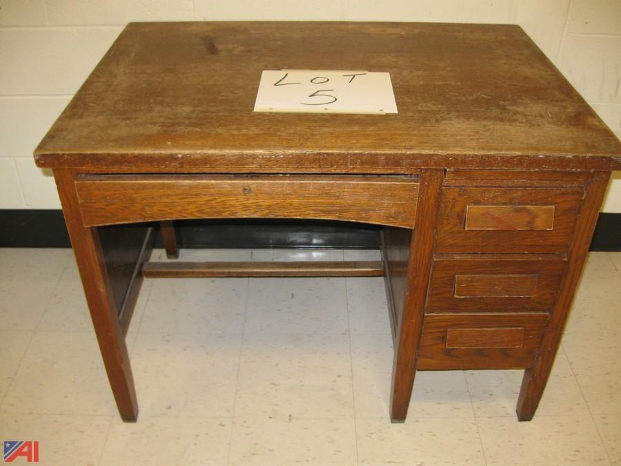 Auctions International Auction Lake Shore CSD 10744 ITEM (1