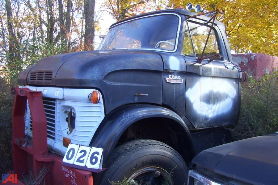 Auctions International Auction Town of Plainville MA DPW 12029 **7