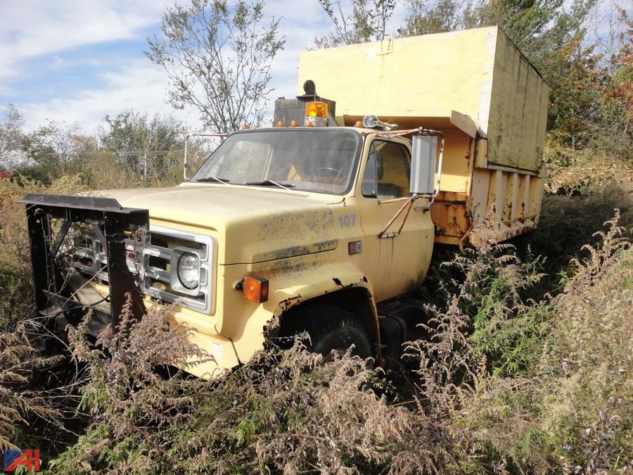 Auctions International Auction Village of Alexandria Bay DPW 12593