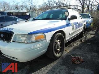2009 Ford Crown Victoria 4 Door/Police Interceptor