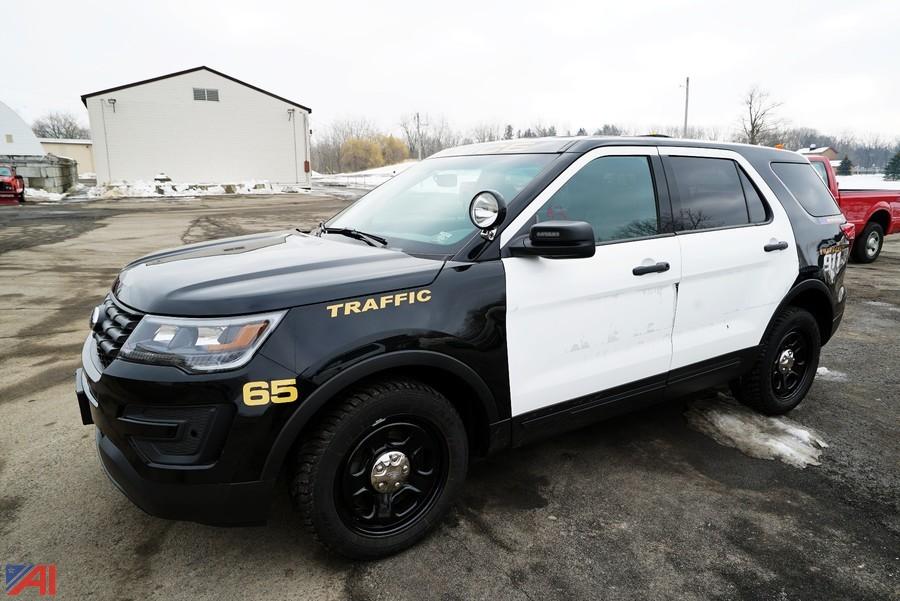 Auctions International Auction Village Of Depew Dpw Ny Item 4 Bp 16 Ford Explorer Police Interceptor Suv 65