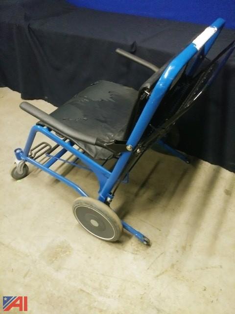 Auctions International Auction Hospital Closure Ny 13832 Item Staxi Medical Transport Chair Cart