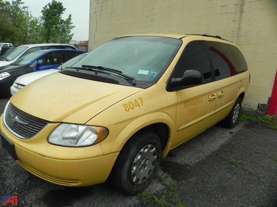 2002 town and country van