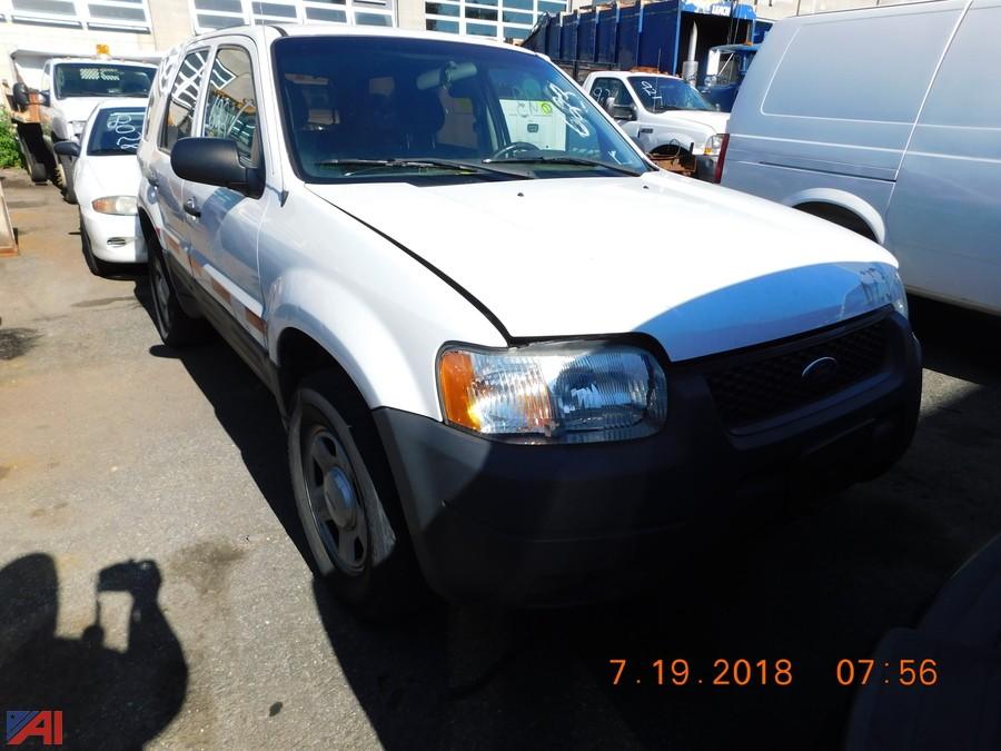 Auctions International - Auction: City of Yonkers, NY #14944 ITEM: 2003 Ford Escape SUV 2003 Ford Escape Tire Size P225 70r15 Xls