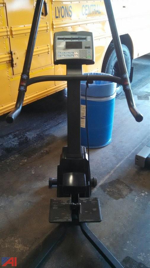 Auctions International Auction Lyons CSD, NY 15215 ITEM Cybex