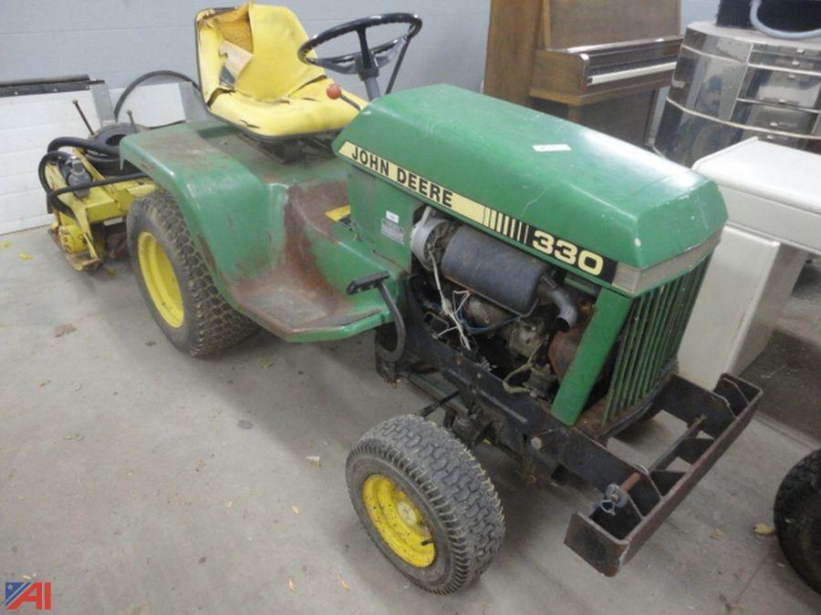 john deere 330 diesel lawn tractor