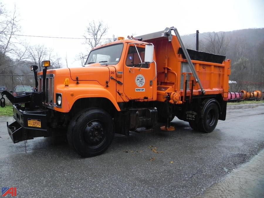 Auctions International Auction Town of Amenia, NY 16030 ITEM 2000